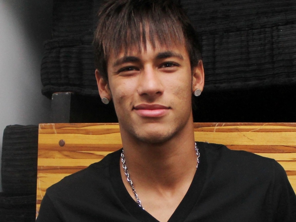 Neymar Grande Estrela do Football Mundial.